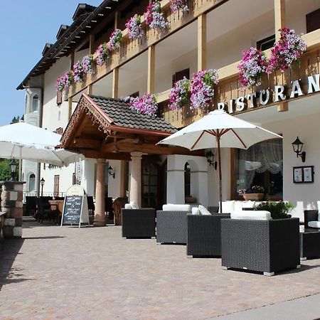 Hotel Rosalpina Soraga Pokoj fotografie